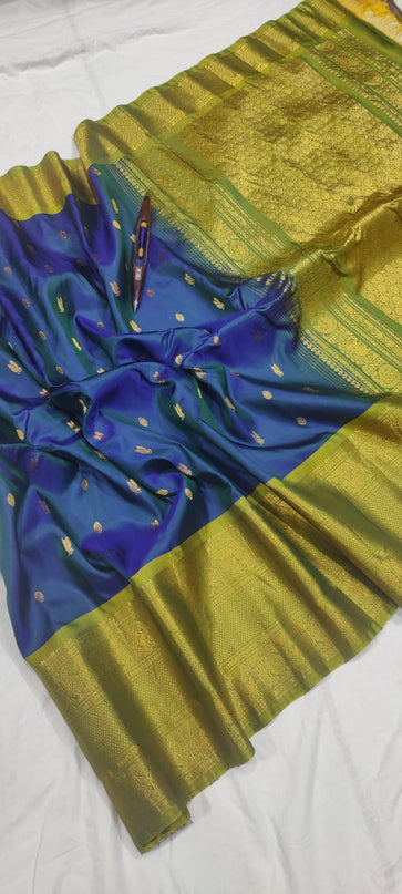 Premium Gadwal Handloom Pure Silk With Self Kanchi Border and Butta Blouse