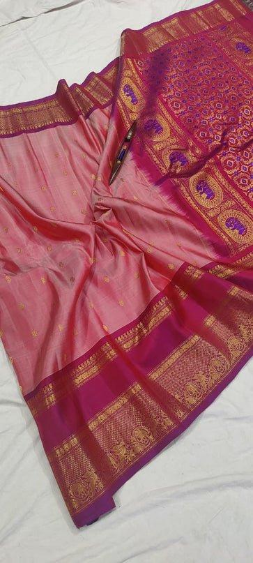Premium Gadwal Handloom Pure Silk With Self Kanchi Border and Butta Blouse