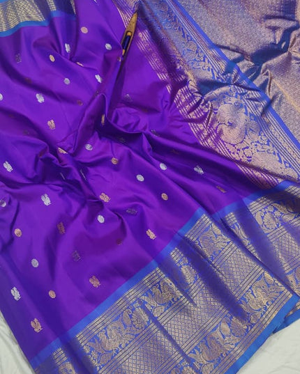 Premium Gadwal Handloom Pure Silk With Self Kanchi Border and Butta Blouse