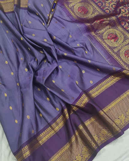 Premium Gadwal Handloom Pure Silk With Self Kanchi Border and Butta Blouse