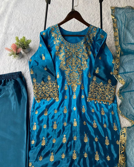 Exclusive Wedding Season Padding Sequence Embroidery Suit Set