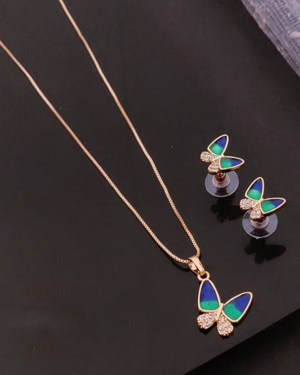 Elegant Pendant Necklace and Stud Earrings Set With Stone Embellishment For Gifting And Special Occasions